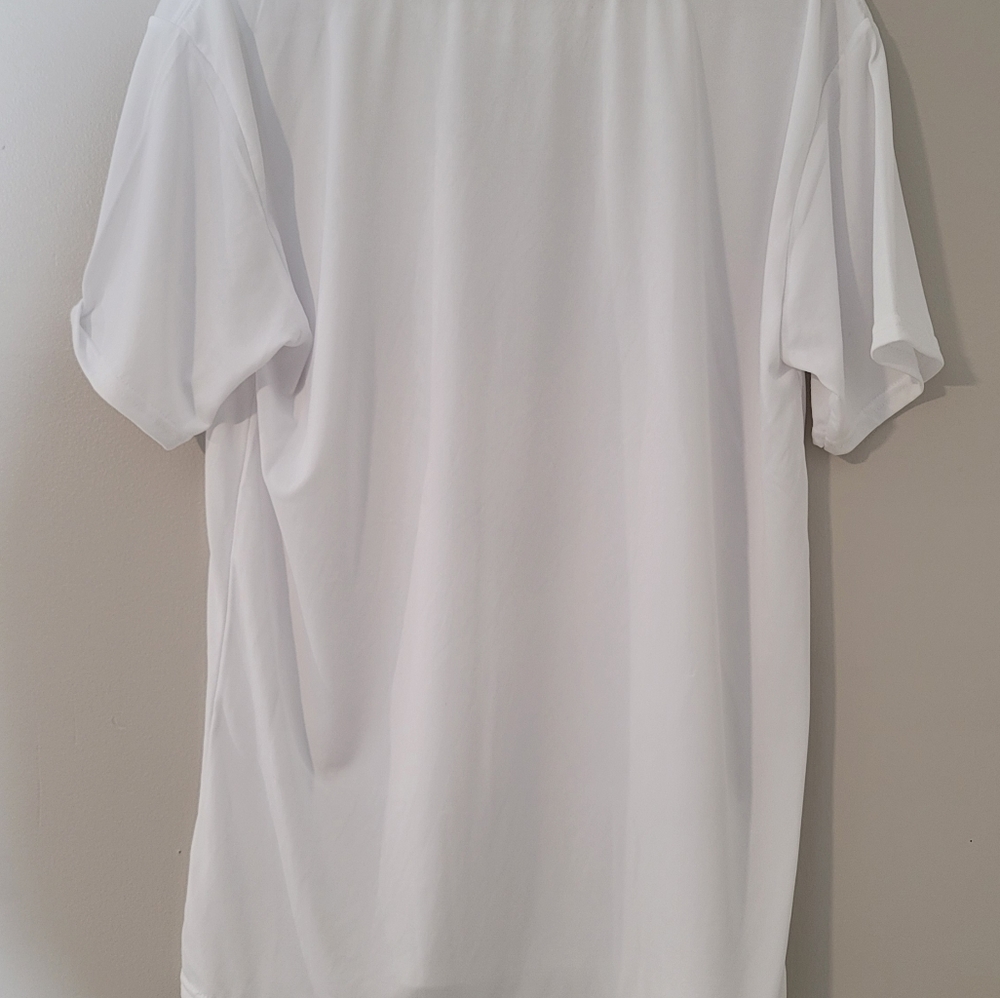 shirt - Picture 4 of 4